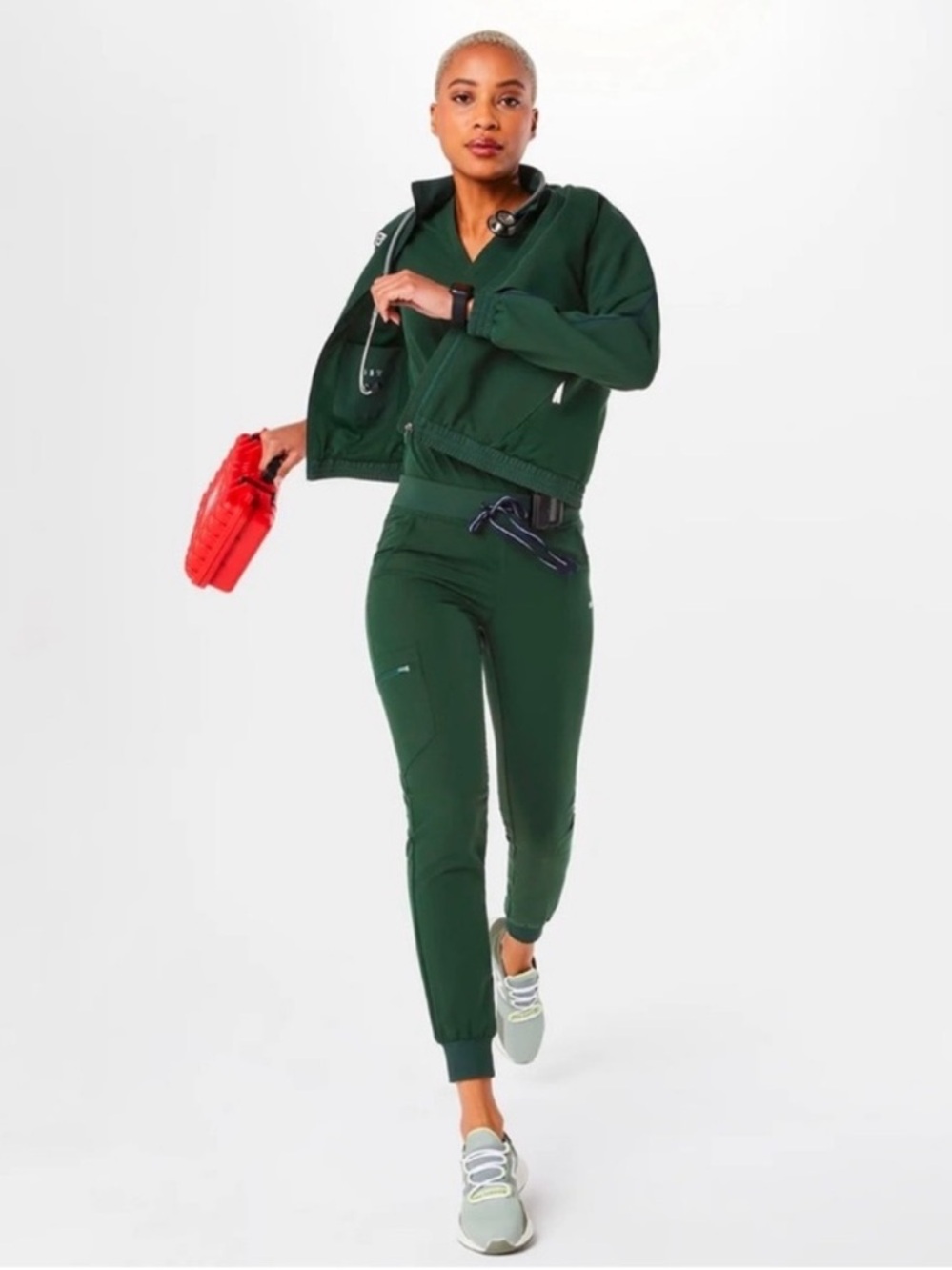FIGS Women's British racing green set. Catarina top, Zamora joggers